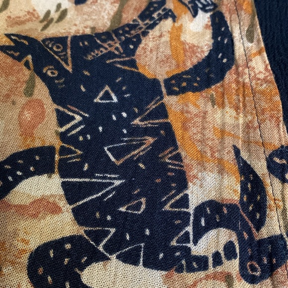 Essay by Sharon Anthony Blouse - Picture 8 of 9